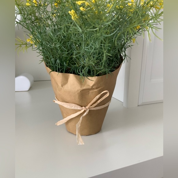 Artificial Faux Decorative Green Potted Plant shrub LIKE NEW Home Decor Indoor - Picture 8 of 9